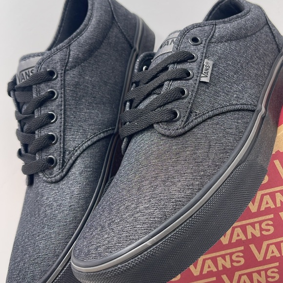 Vans Women’s Atwood
(Varsity Textile) Black/Pewter
VN0A45J9VEJ
Sneakers - Picture 8 of 16